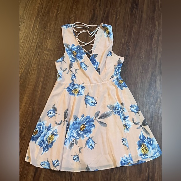 Lulus Floral Dress size XL - Picture 5 of 8